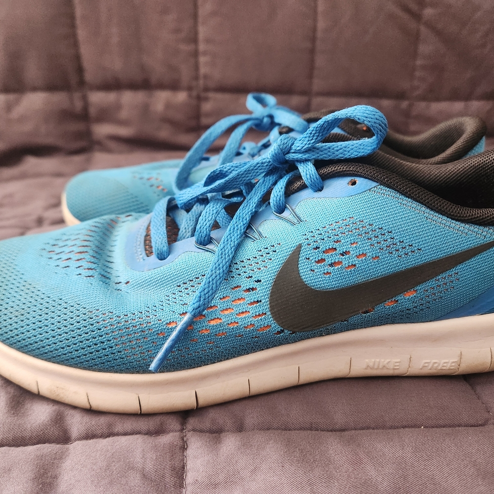 Nike Blue Athletic Shoes